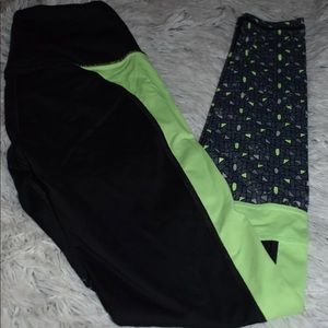 Victoria’s Secret knockout legging